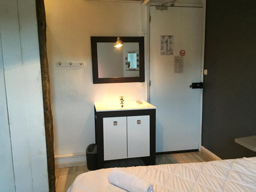 Hotel Restaurant Le 8 Mandelieu Zewnętrze zdjęcie